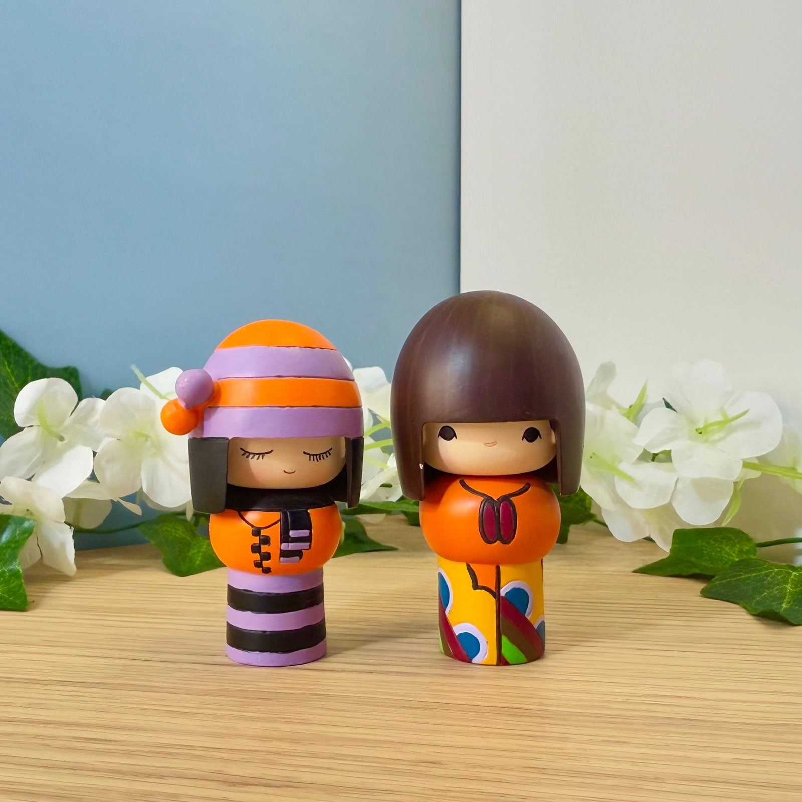 (2) Momiji Wooden Dolls / early 2000s vintage