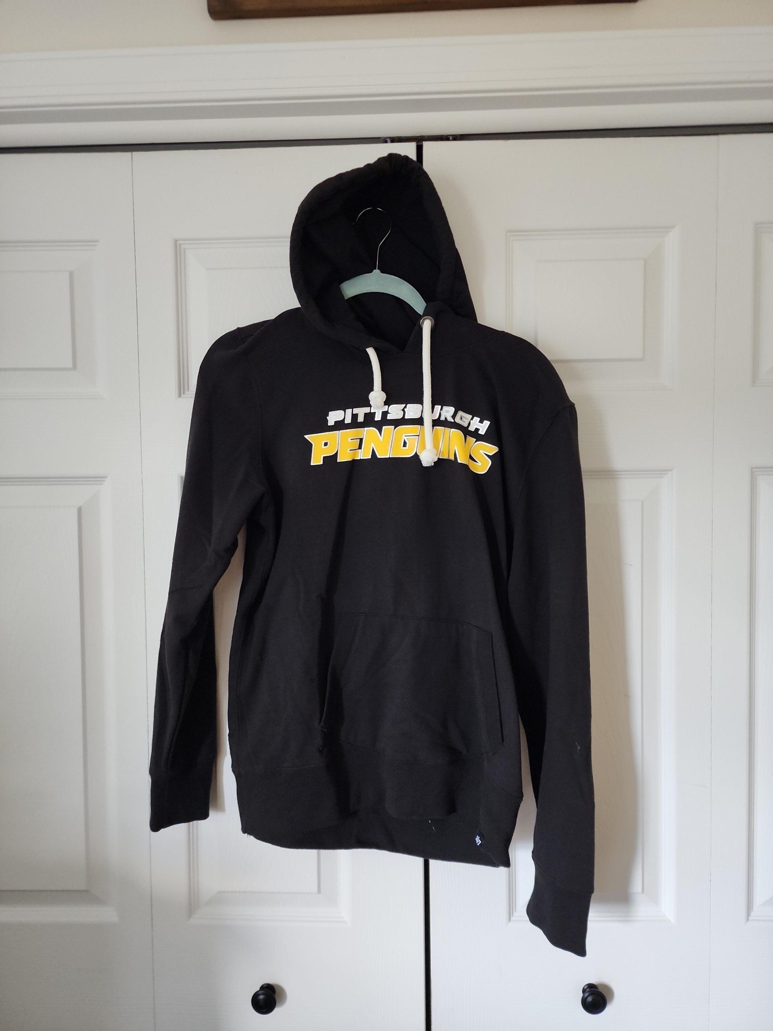47 brand Pittsburgh Penguins Hoodie, full front pocket, Logo on Back, Size XL