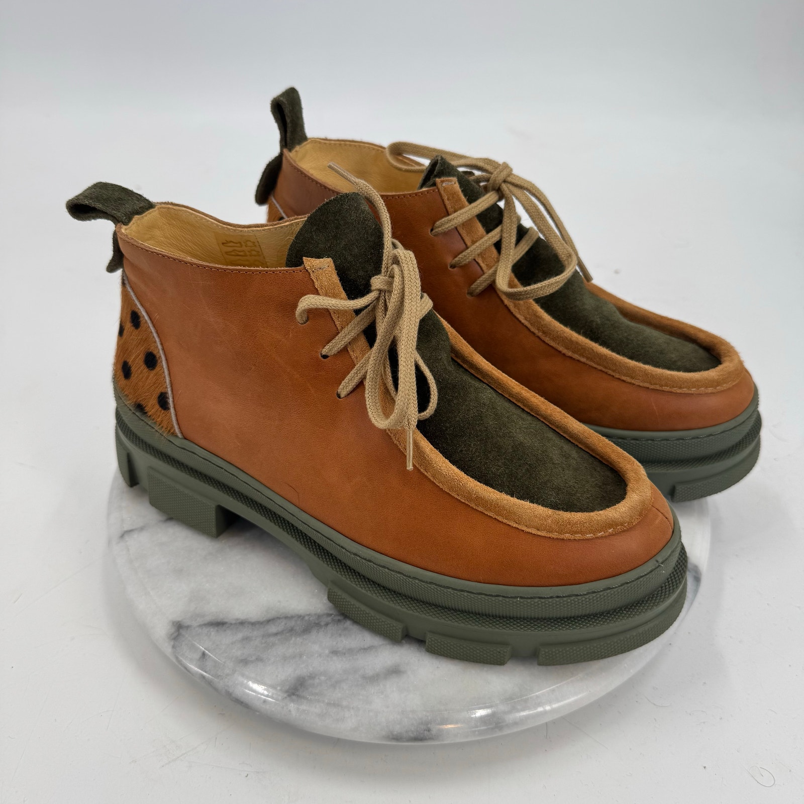 Dulis Leather Hide wallabee Shoes