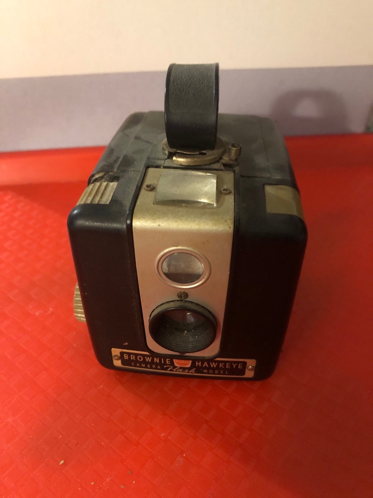 Vintage 50-60s Kodak brownie Hawkeye camera flash model 620 film estate find