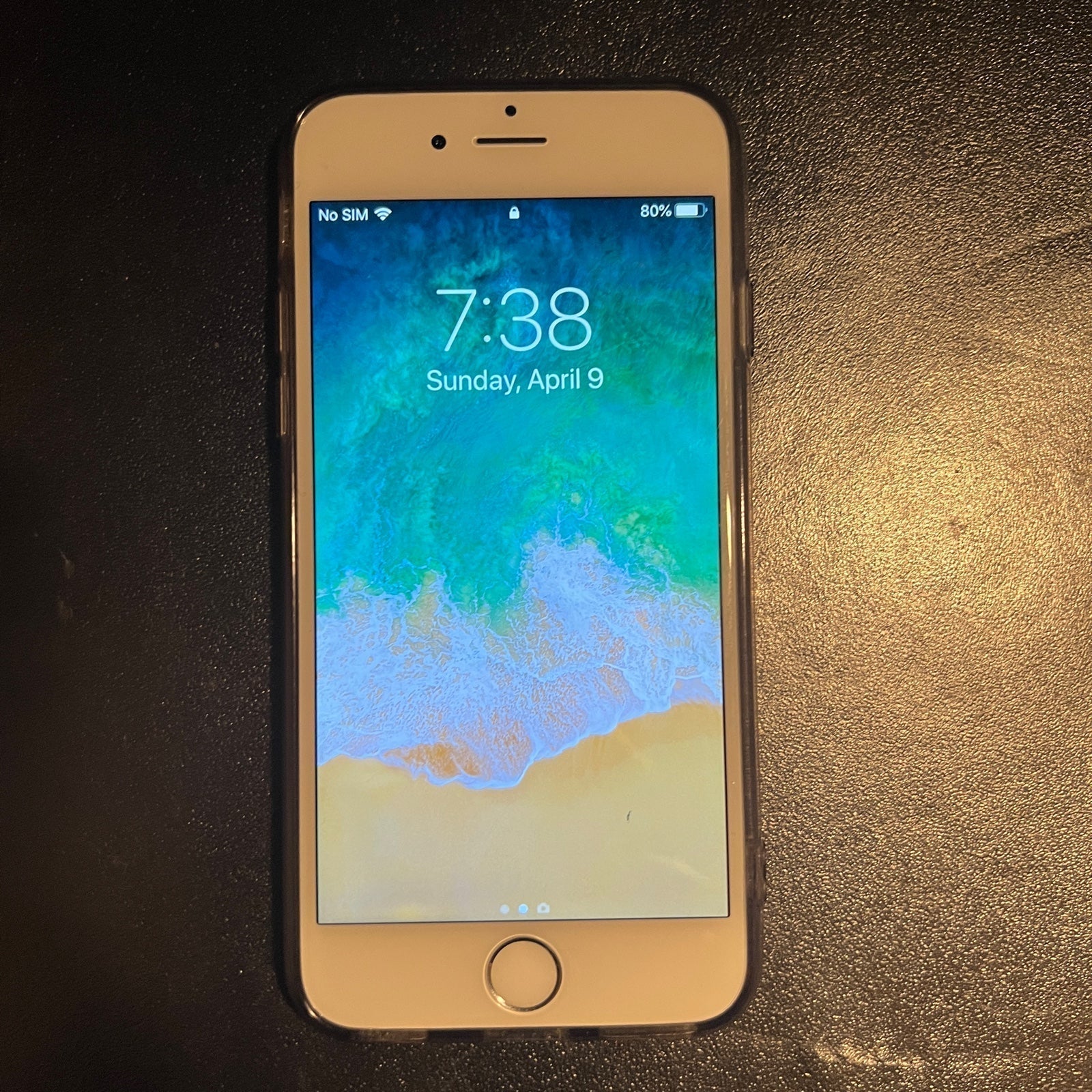 Apple iPhone 6 in Silver with case