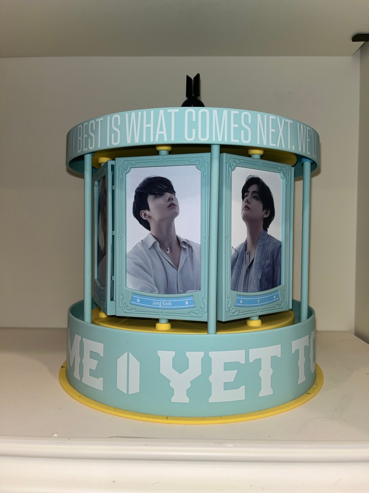 BTS Merch Box 11 - Music Carousel Box - detail