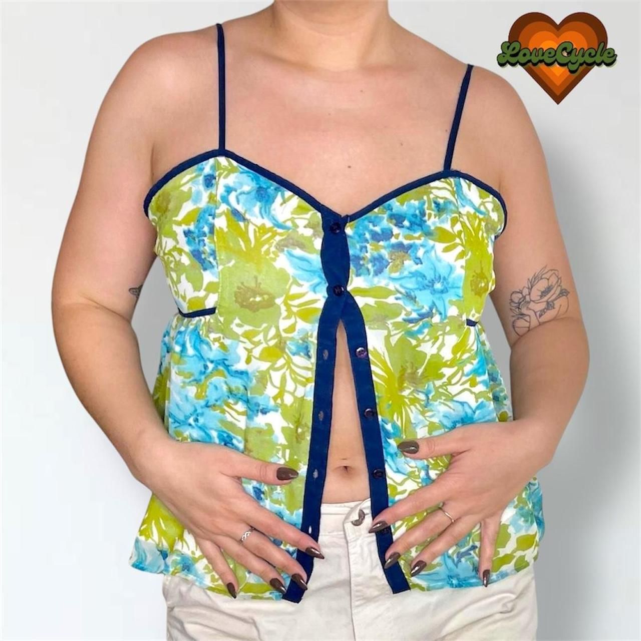 Women's Y2K Babydoll Floral Cami Blouse – Charming Charlie (M)