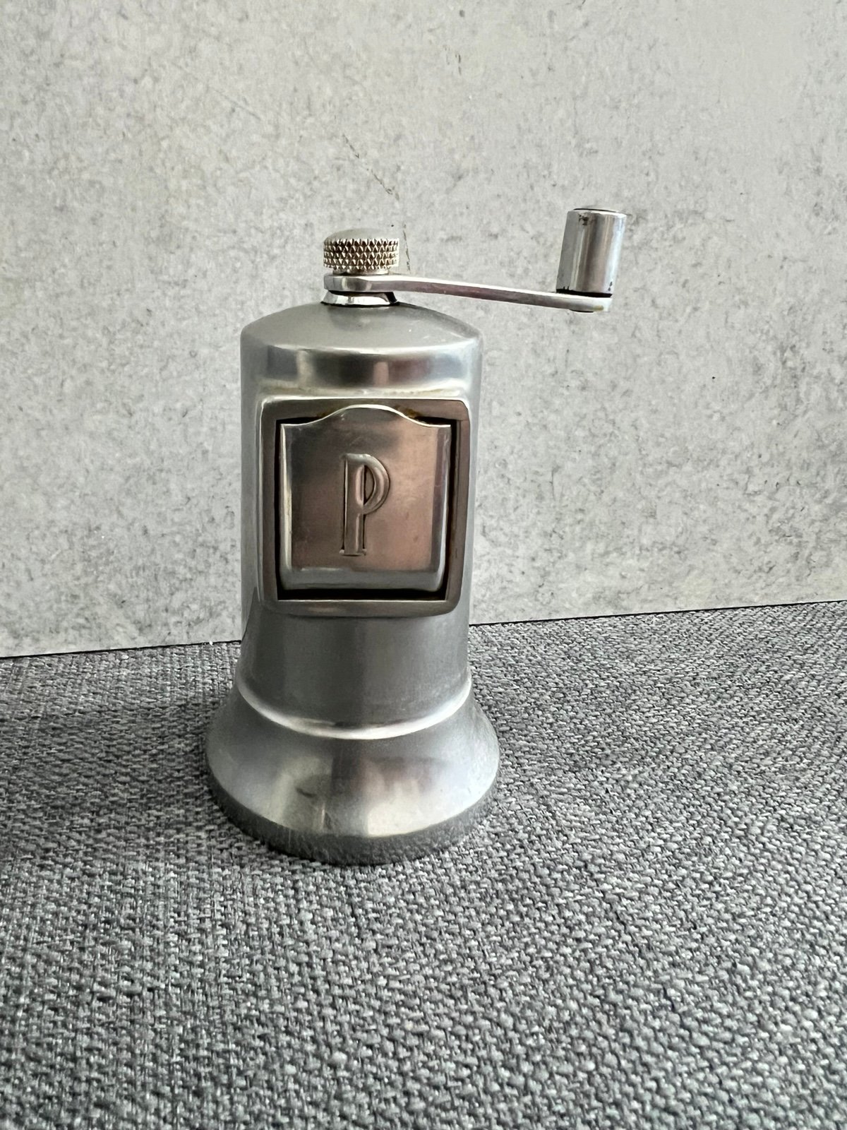 Vintage Perfex France 4” Solid Cast Aluminum Pepper Mill Grinder