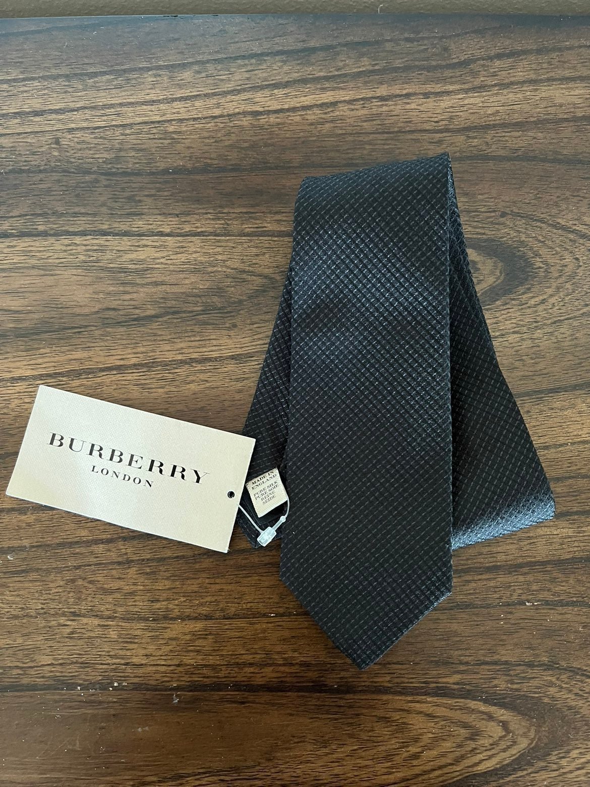 New | Burberry tie