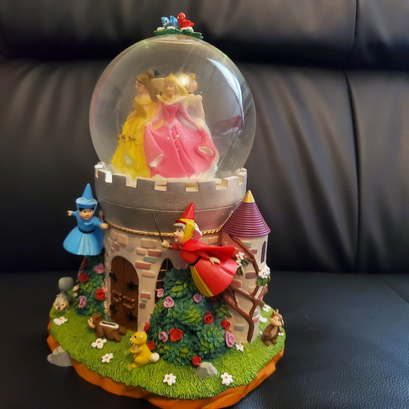 Disney princesses water globe