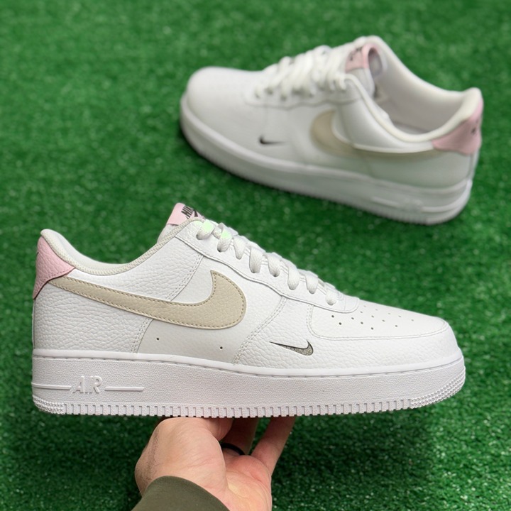 Nike Air Force 1 Low '07 White LIght Orewood Pink Womens HF9992-100 VNDS Sz 11.5
