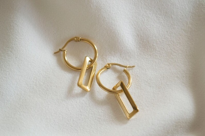 18K Gold Hoops / Hoop Earrings / Thick Hoop Earrings / Gold Hoop Earrings
