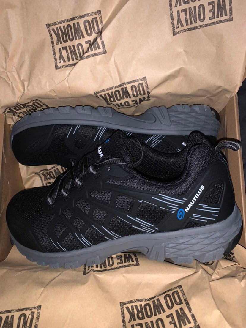 Nautilus Mens composite toe work shoe