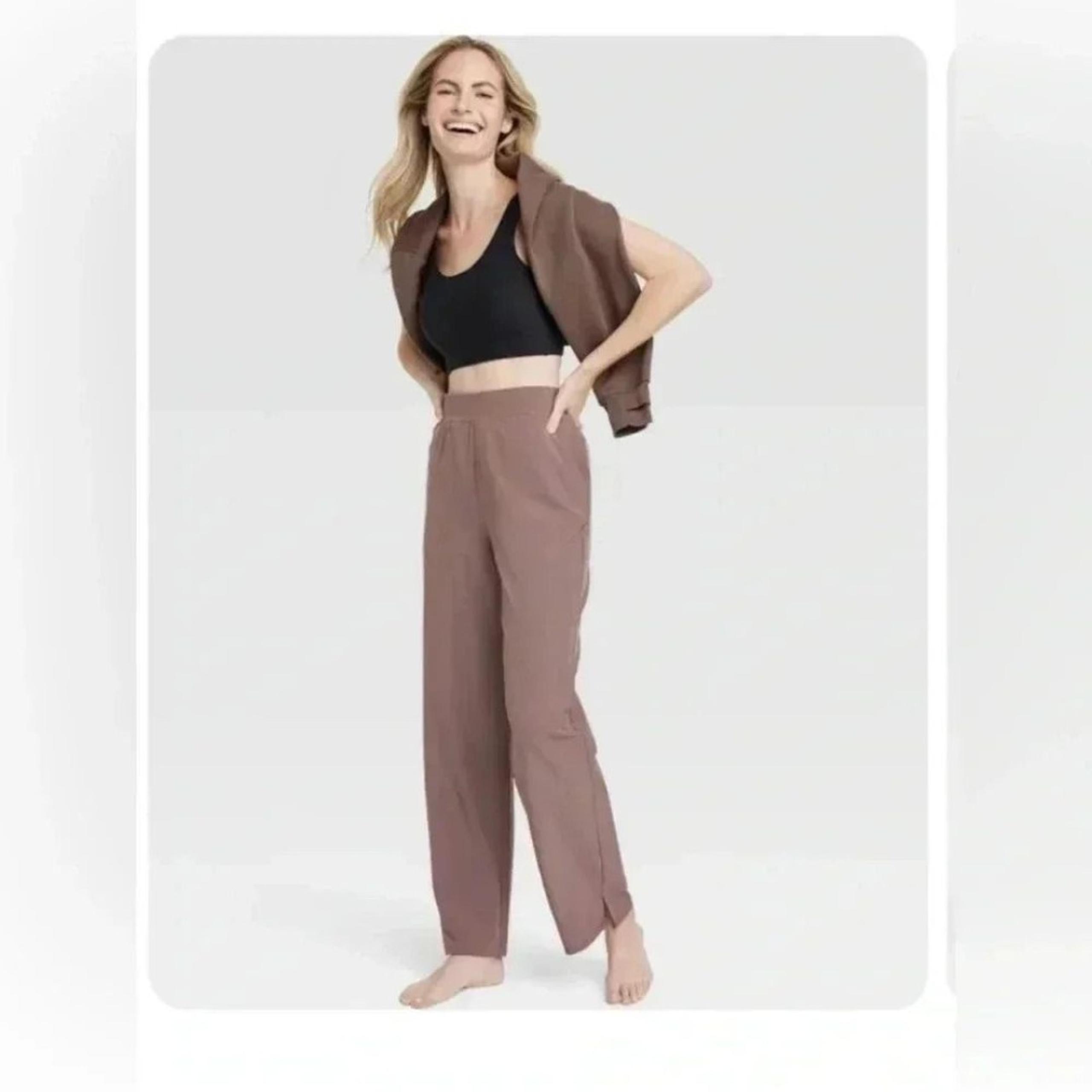 Women's Woven High-Rise Straight Leg Pants - All In Motion Brown new size M