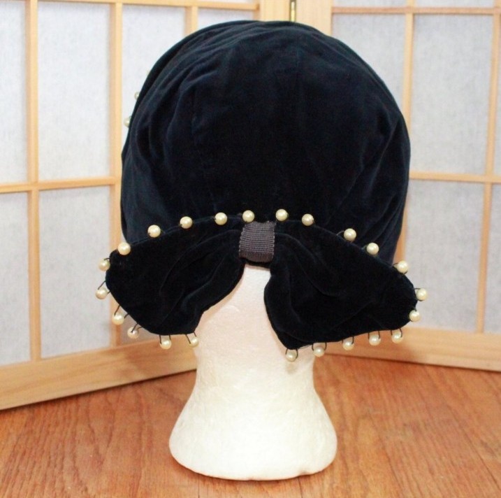 Vintage Cinderella Faux Pearl Trim Bow Accent Velvet Cap