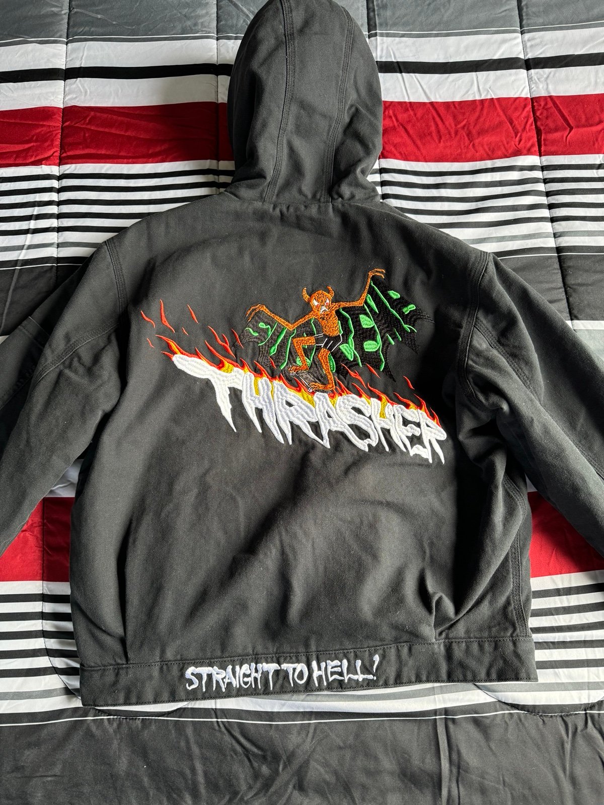 Supreme jacket x thraser