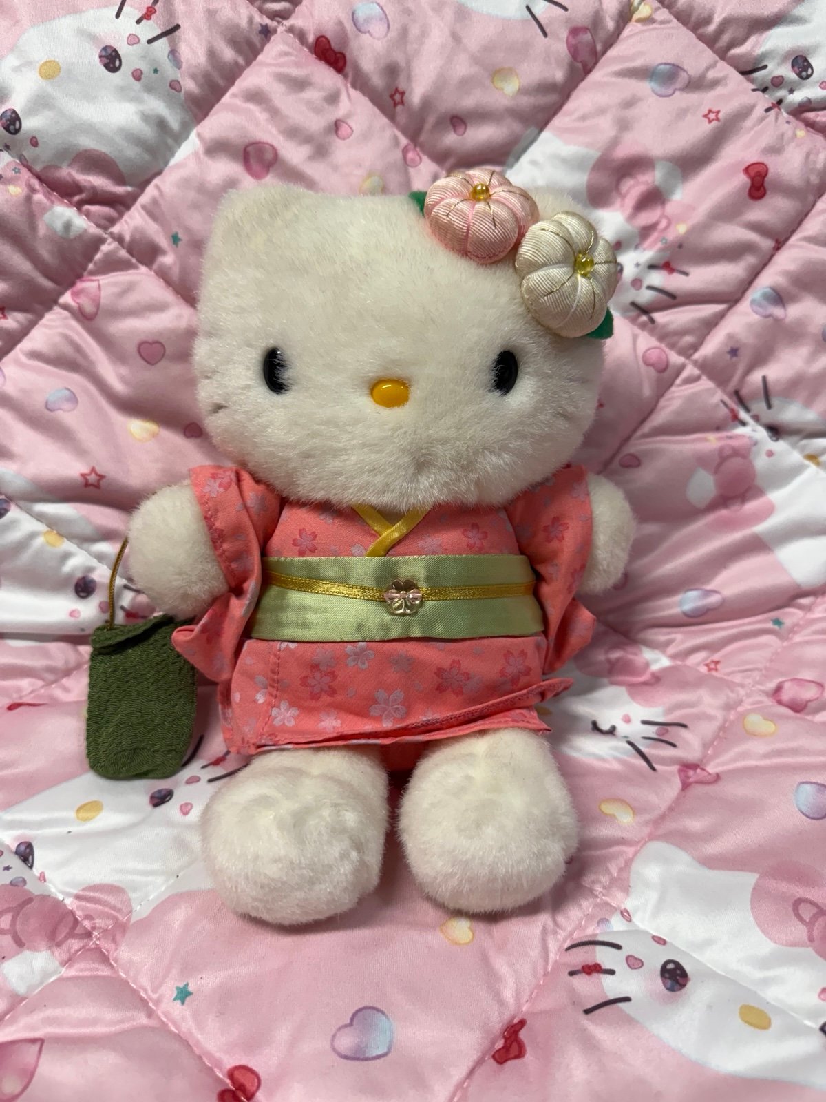 Vintage Rare Sanrio Hello Kitty Kimono with bag