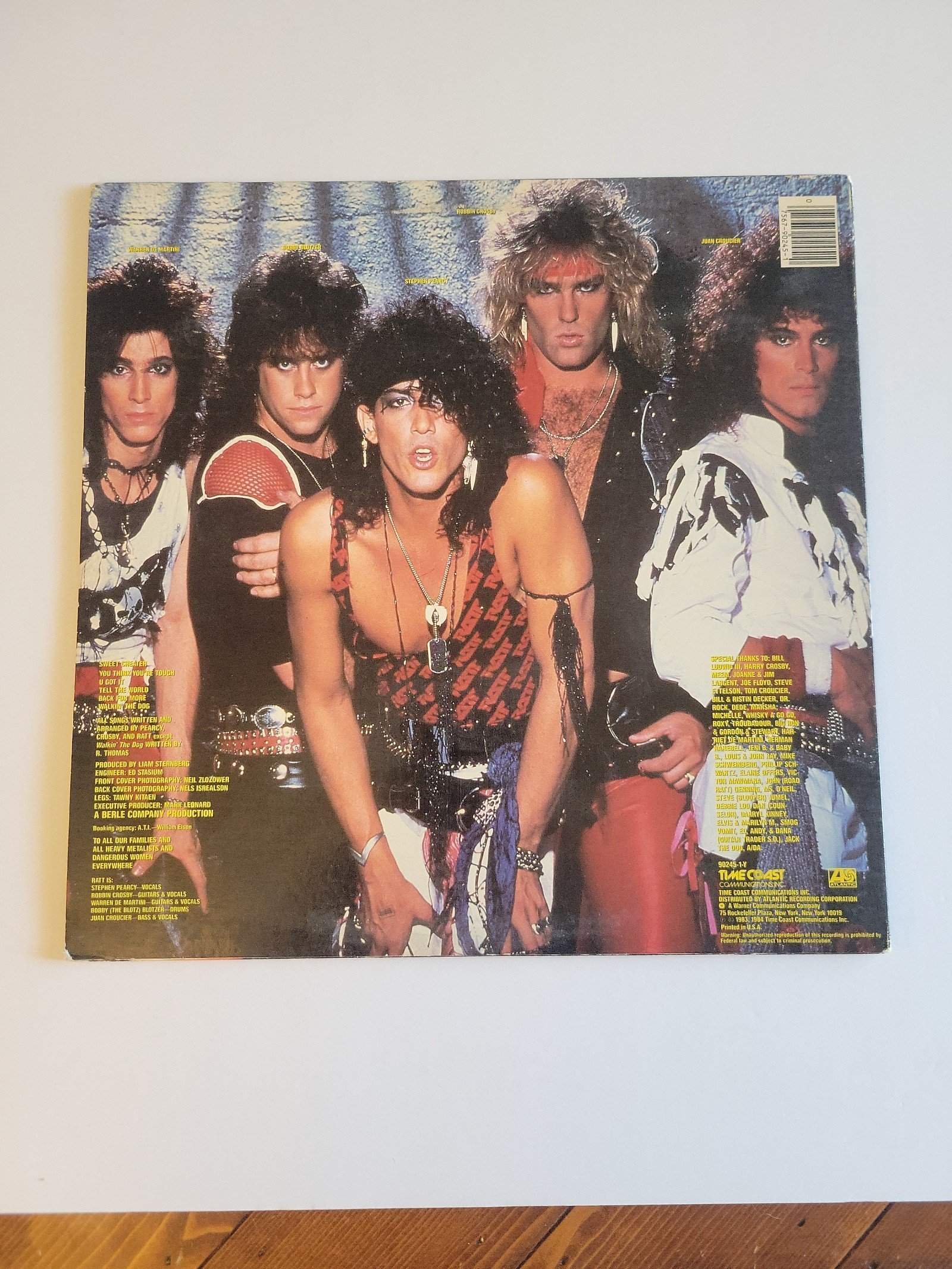 い出のひと時に、とびきりのおしゃれを！ Record Vinyl RATT Lot 4 of 洋楽