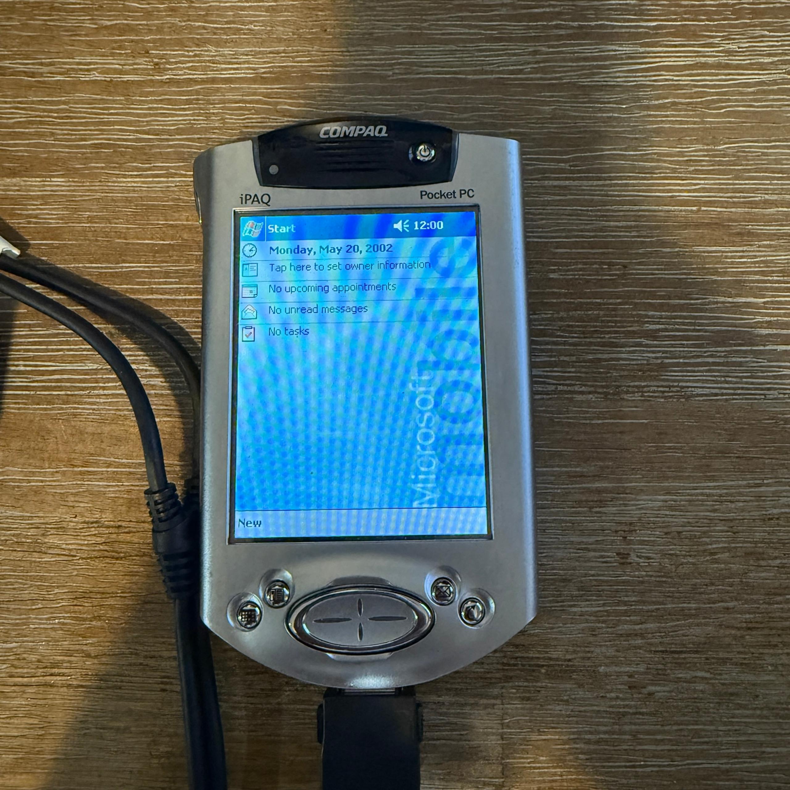 Ipaq pocket PC and keyboard