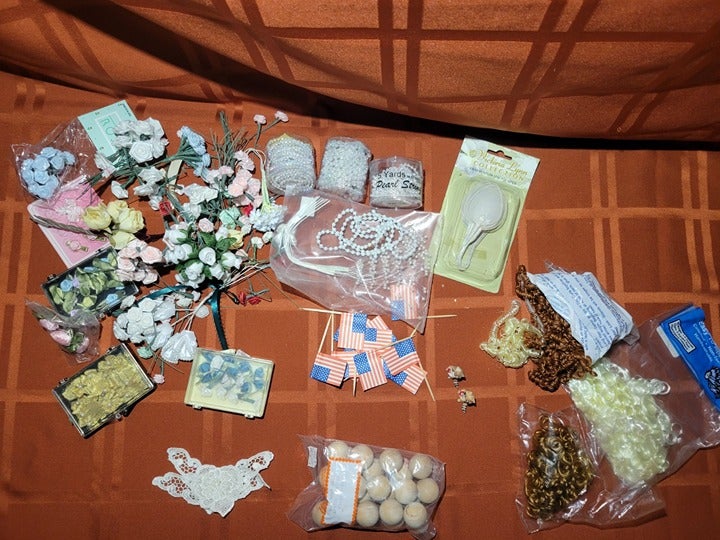 Crafters Dream! Vintage Lot of Miniature Craft Items