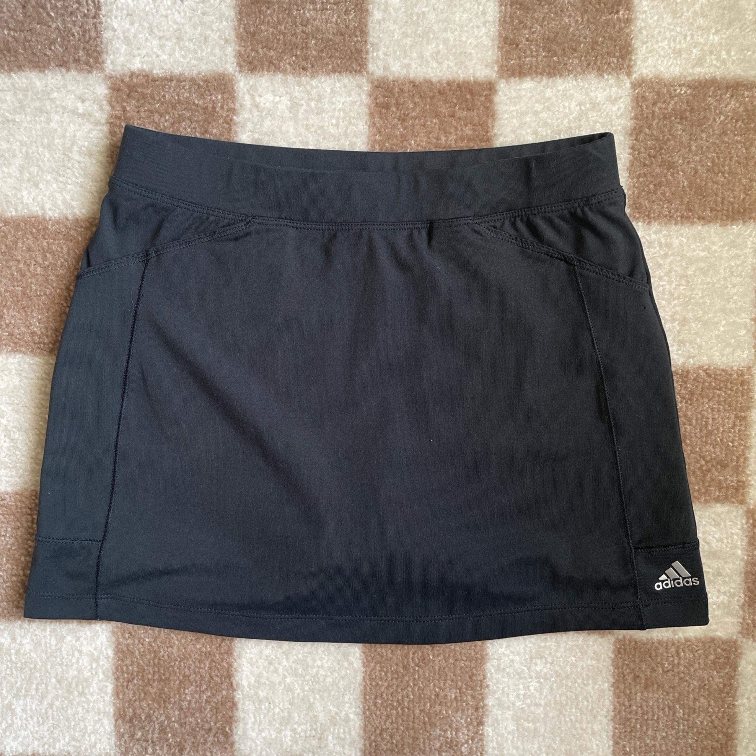 Adidas black mini skirt active skirt size medium