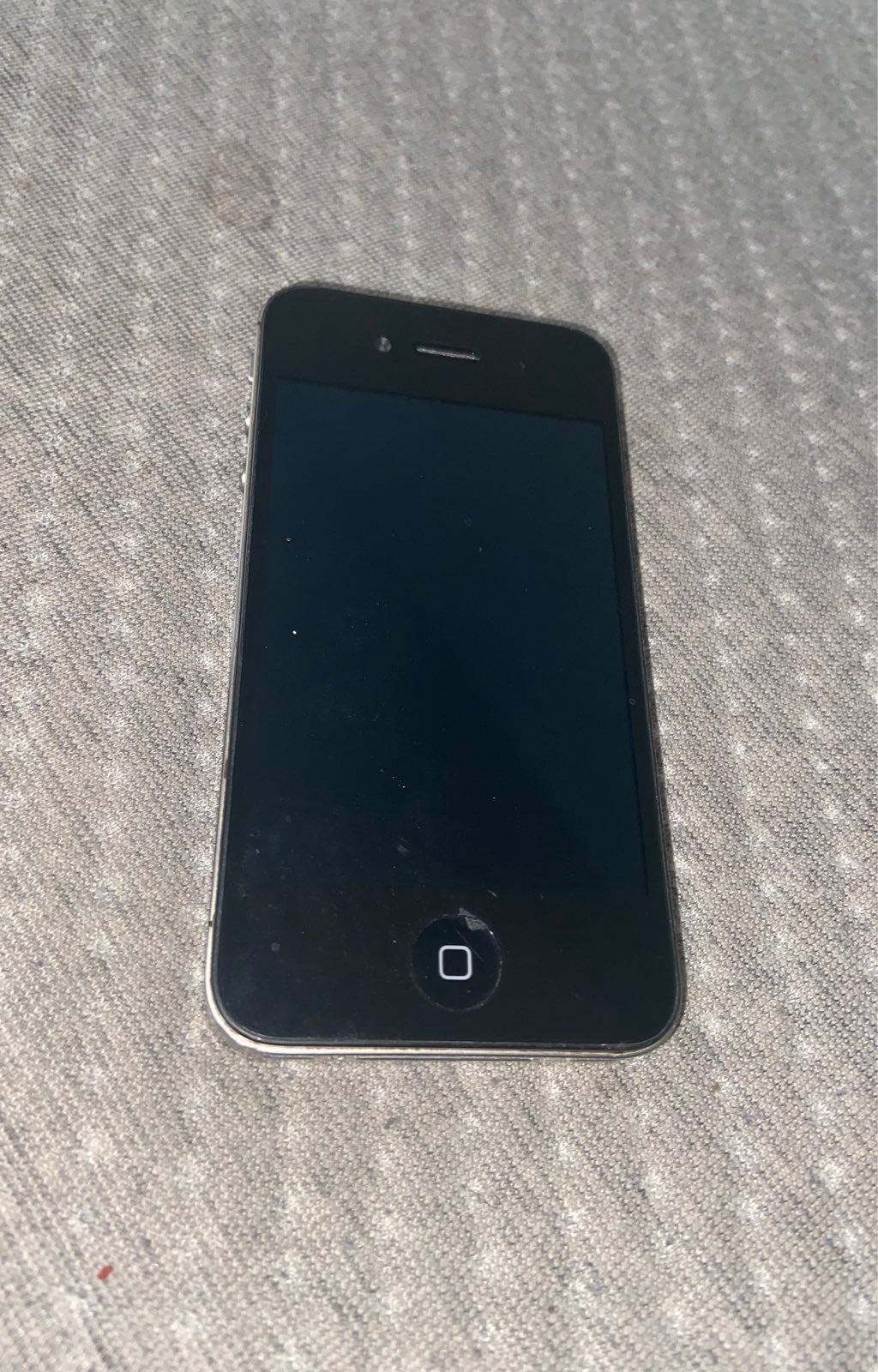 One Iphone 4