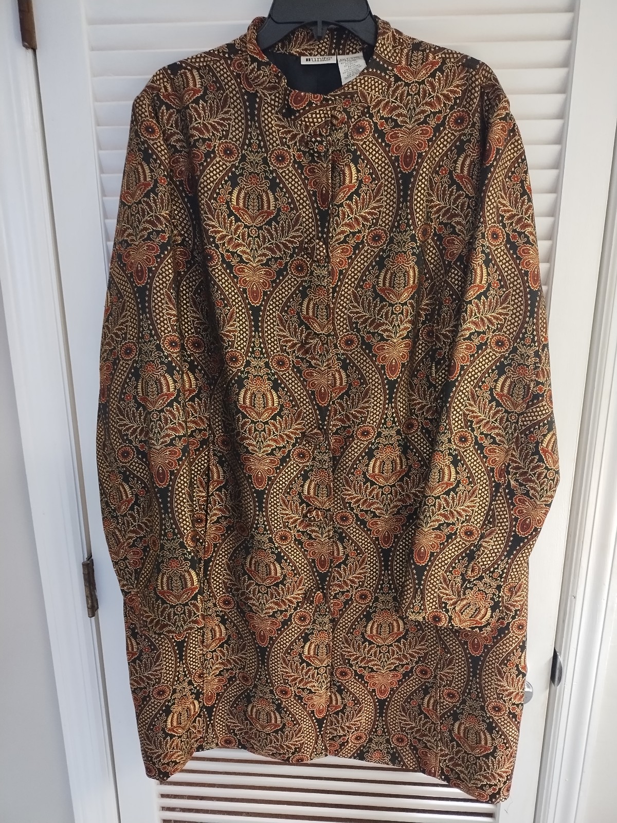 Units Vintage Women's size XXL