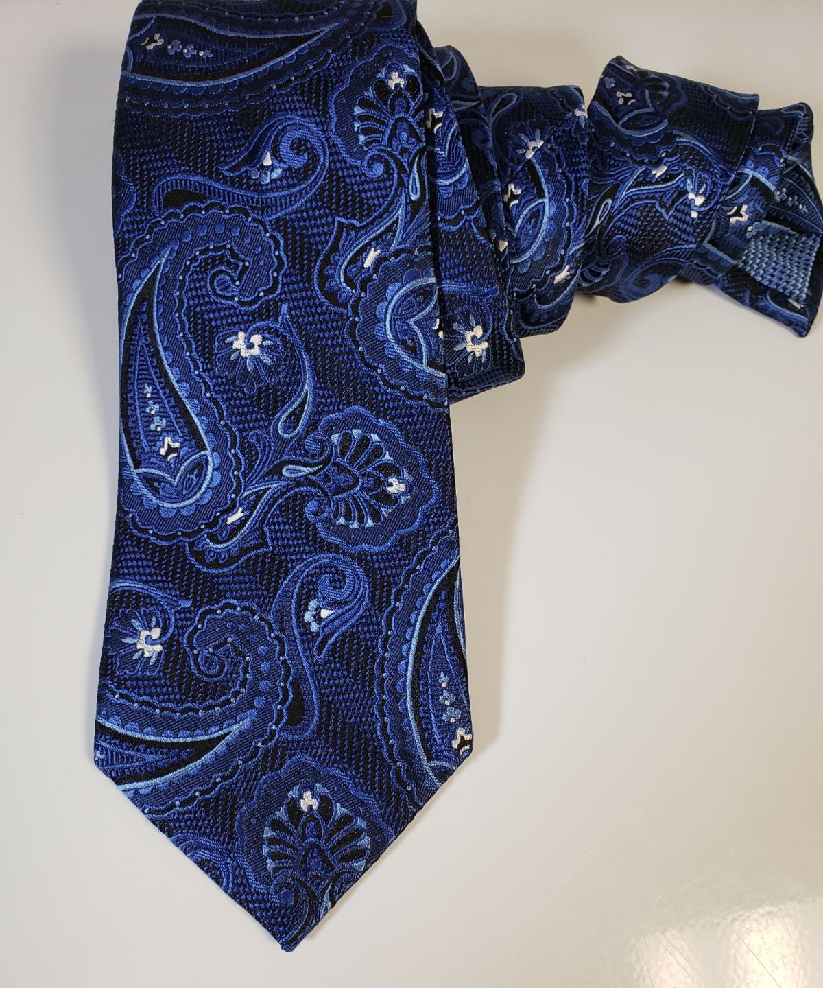 MICHELSONS UK STUNNING 7FOLD HAND WOVEN