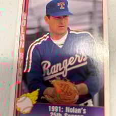 vintage baseball cards a few different players It was my husband's collectio