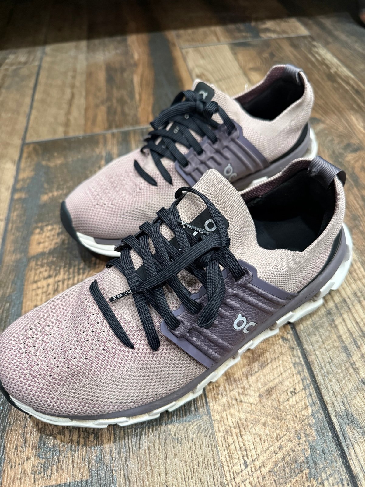 On Cloud Tennis Shoes