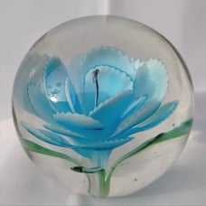 Vintage LIGHT BLUE FLOWER art glass Paperweight carnation hand blown floral