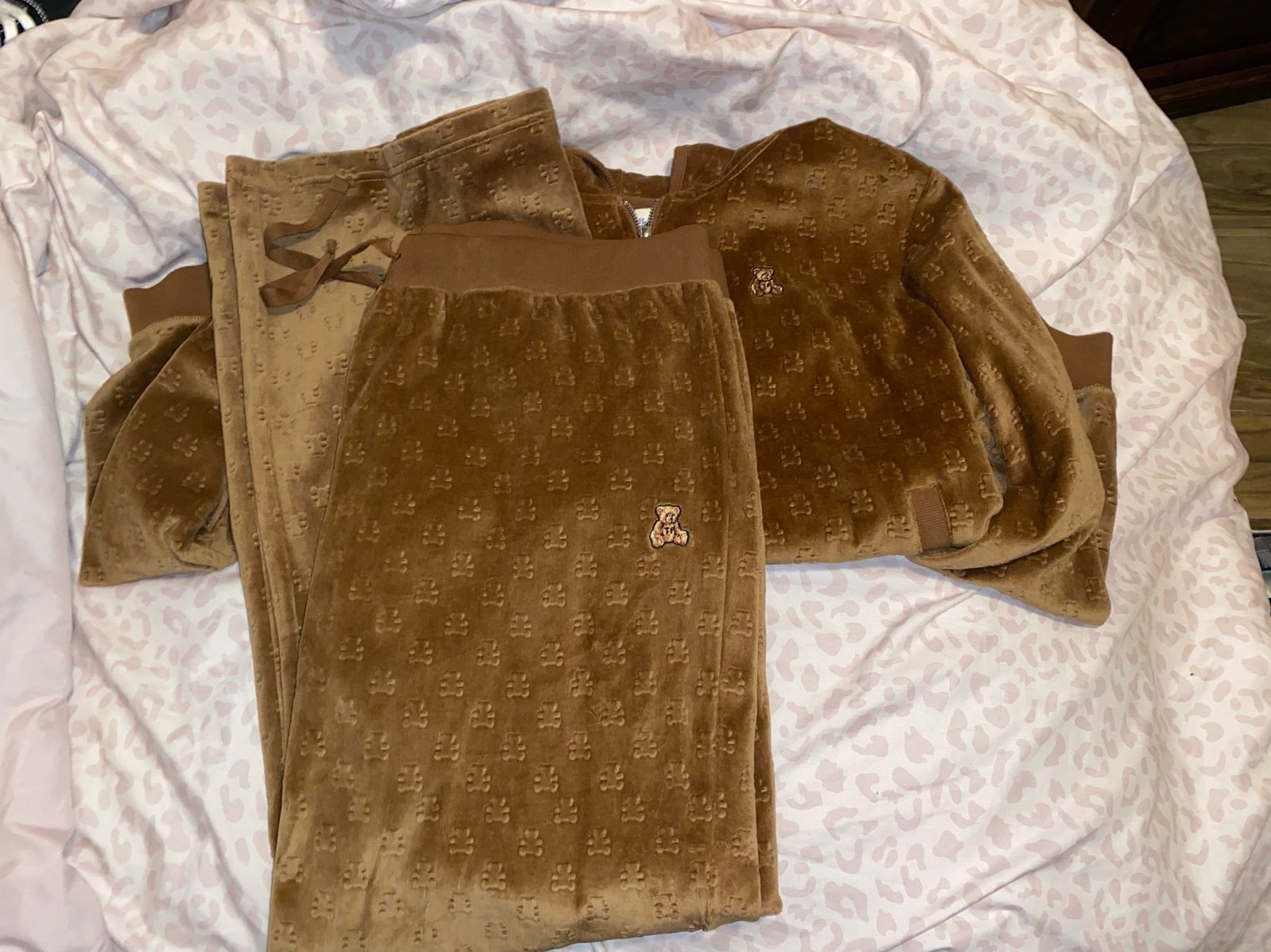 Teddy fresh tracksuit