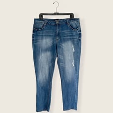 FTF High Rise Destructed Ankle Length Jeans