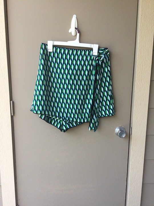 Diane von Furstenberg Green Geometric Wrap Skort – Size 1X