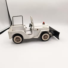 Tonka Toys 1960s White Jeep AA Wrecker Plow Truck Good Condition Vintage