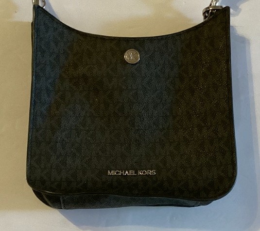 Gorgeous 7.5 X 7.5/6.5 Michael Kors Black Purse - FREE SHIPPING