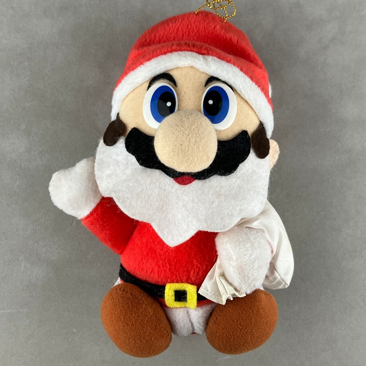 1993 Banpresto Super Mario Bros. Santa Christmas UFO Catcher Prize Plush Japan