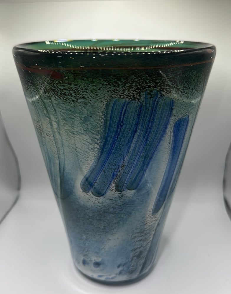 EARL JAMES ART GLASS VASE VINTAGE SIGNED DATED 1991 8” Blue Green hand blown