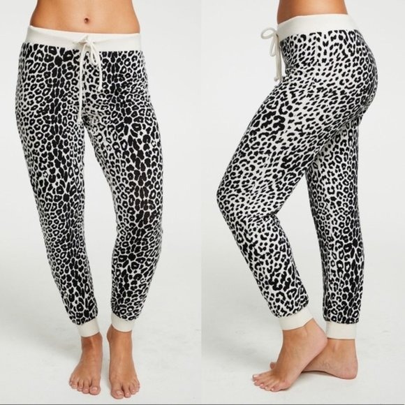 Chaser Leopard Joggers- White & Black- S