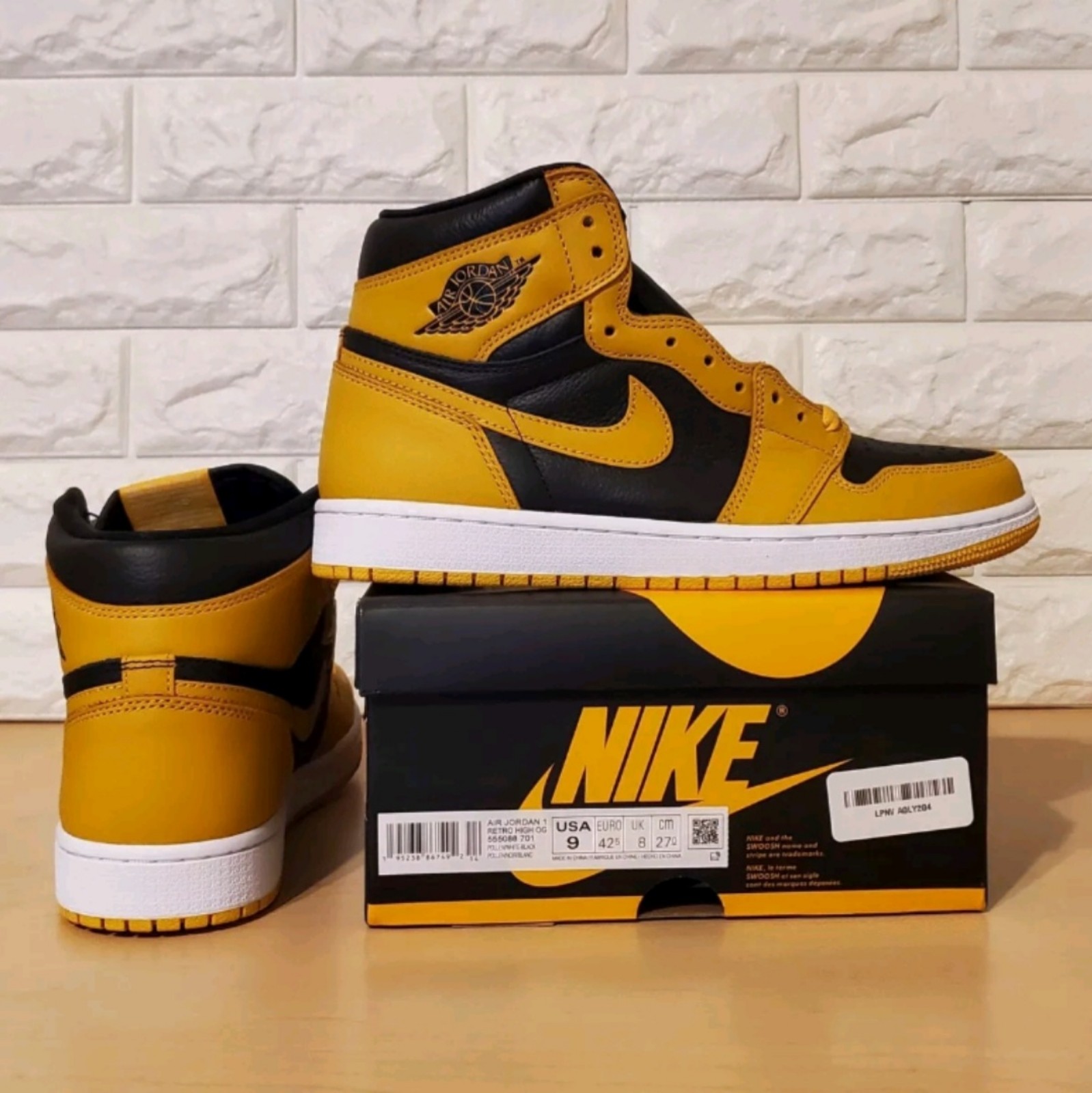 Nike Air Jordan 1 Retro High OG Mens Size 9 Pollen Black Yellow 555088-701