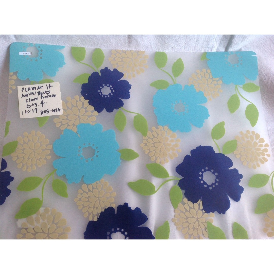 087 PLAMAT14 Translucent blues and Green/ Beige Floral Placemats