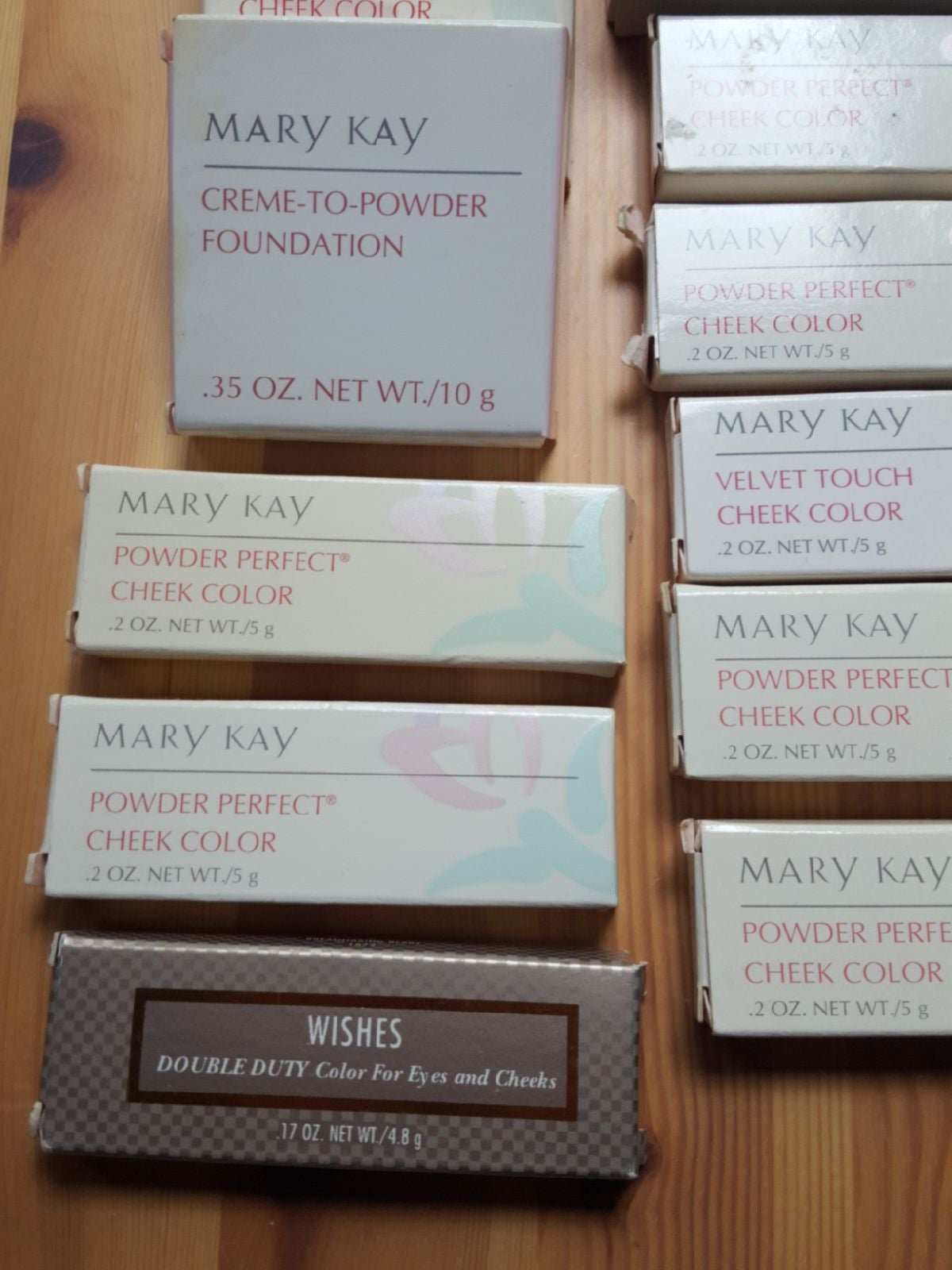 CUSTOM COMPACT & GLAMOUR, MARY KAY - detail
