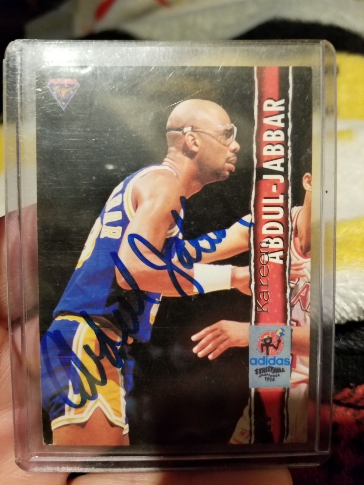 Autographed Kareem Abdul-Jabbar card