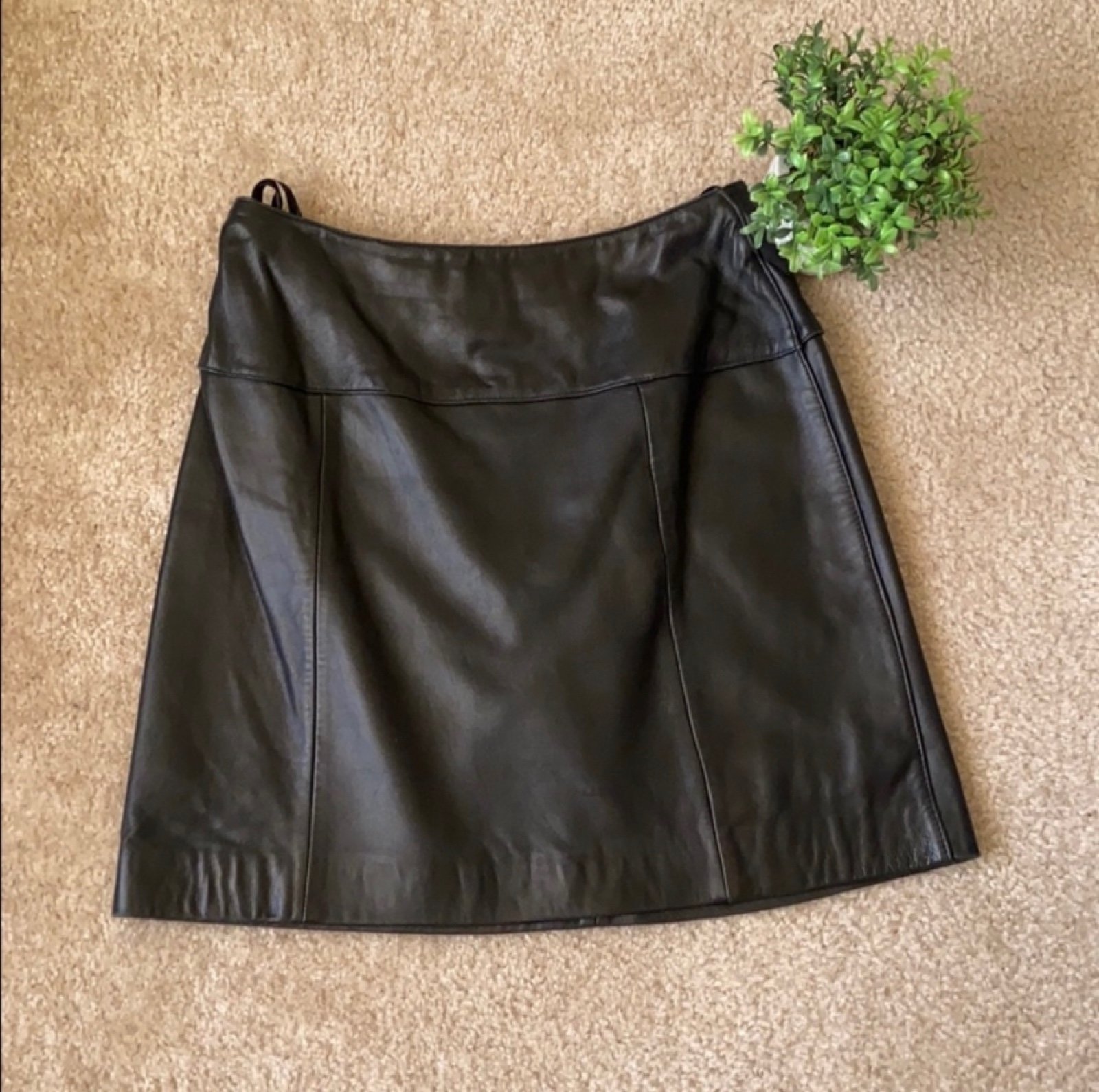 Valerie Stevens Black Leather Mini Skirt