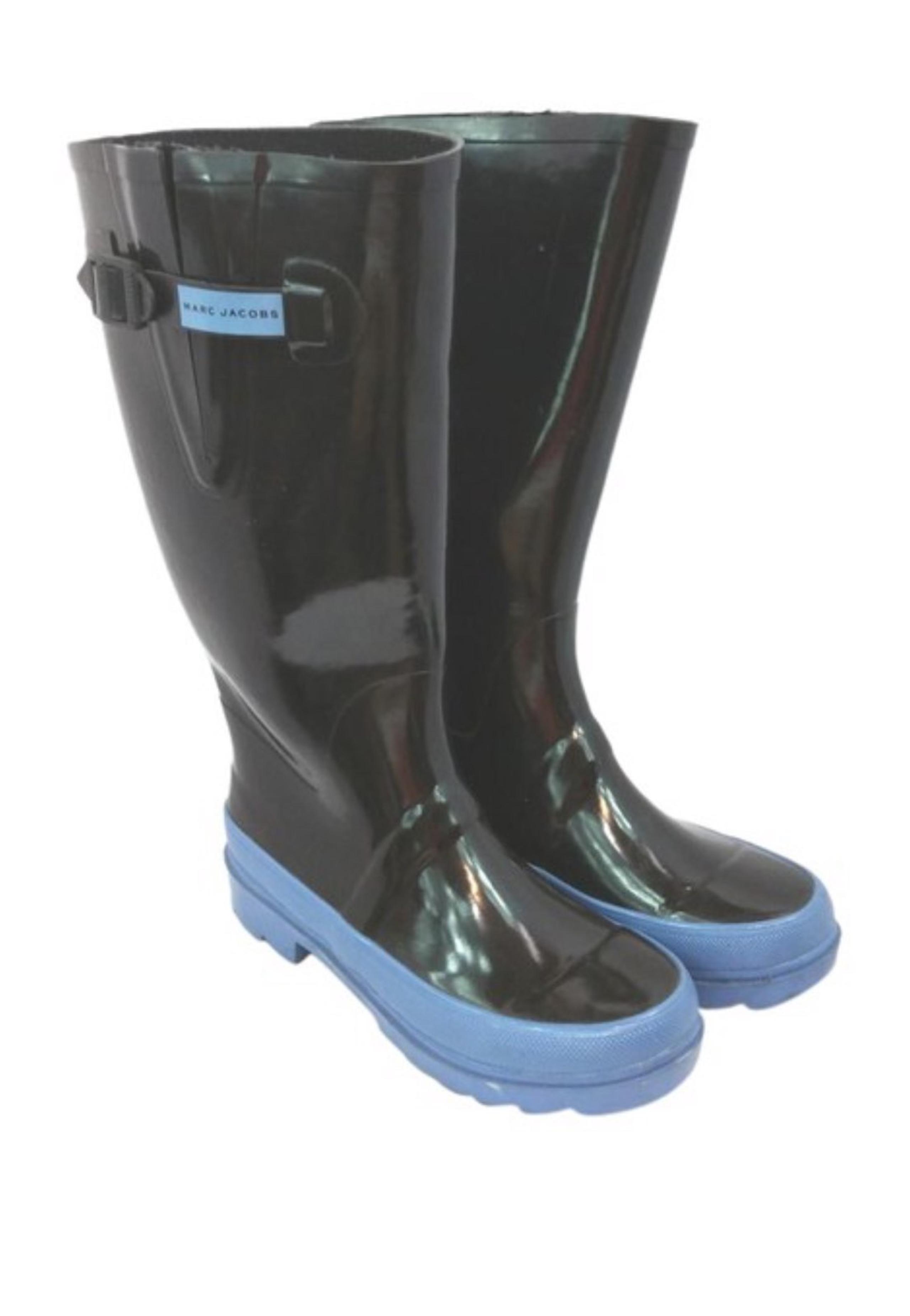 MARC JACOBS BLUE TRIM BLACK RUBBER RAIN