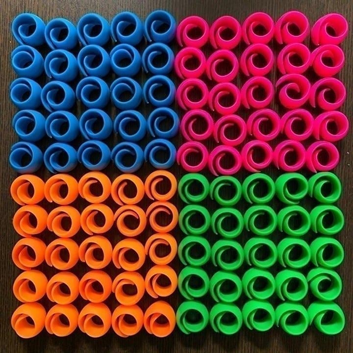 100pcs Thread Spool Savers/Spool Huggers - Prevent Thread Tails from Unwinding