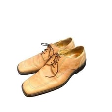 Kenneth Cole made in Romania blonde leather dress shoes sz 10 preworn - still lo