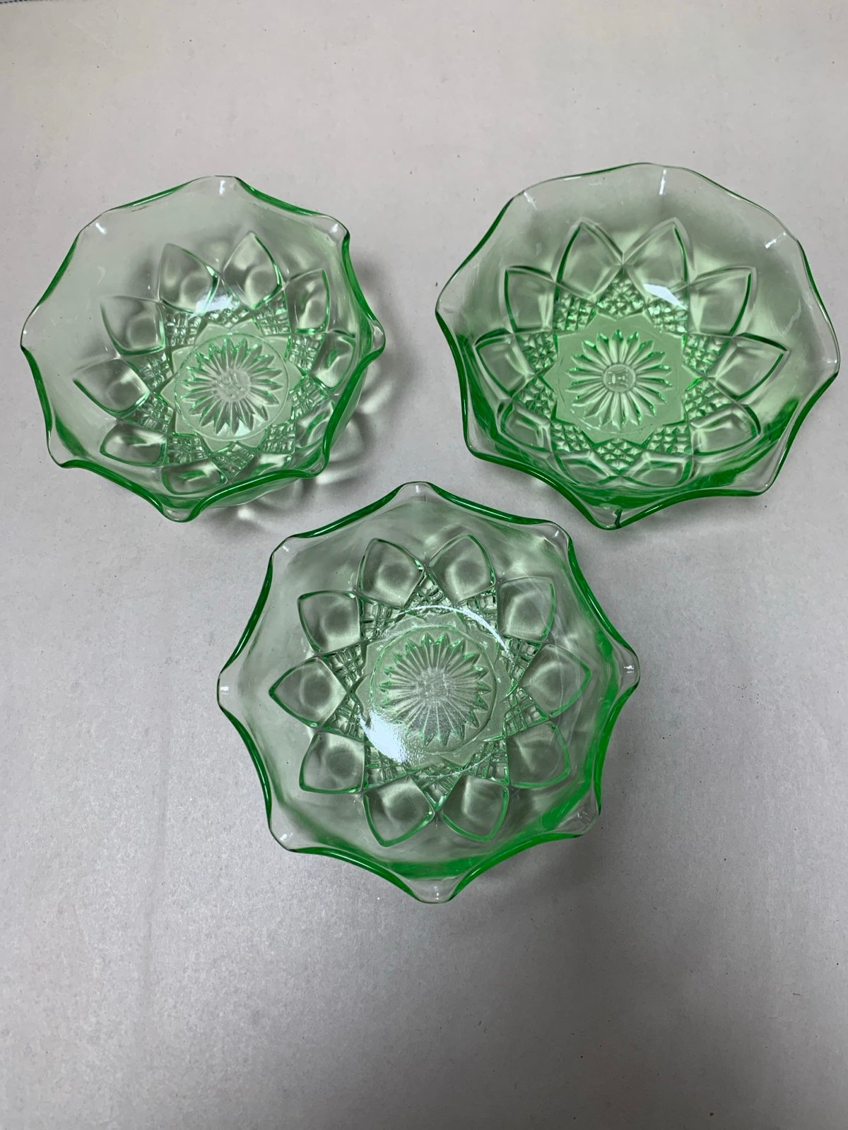 3 Hazel Atlas Diamond Arches Vaseline Glass Berry Bowls