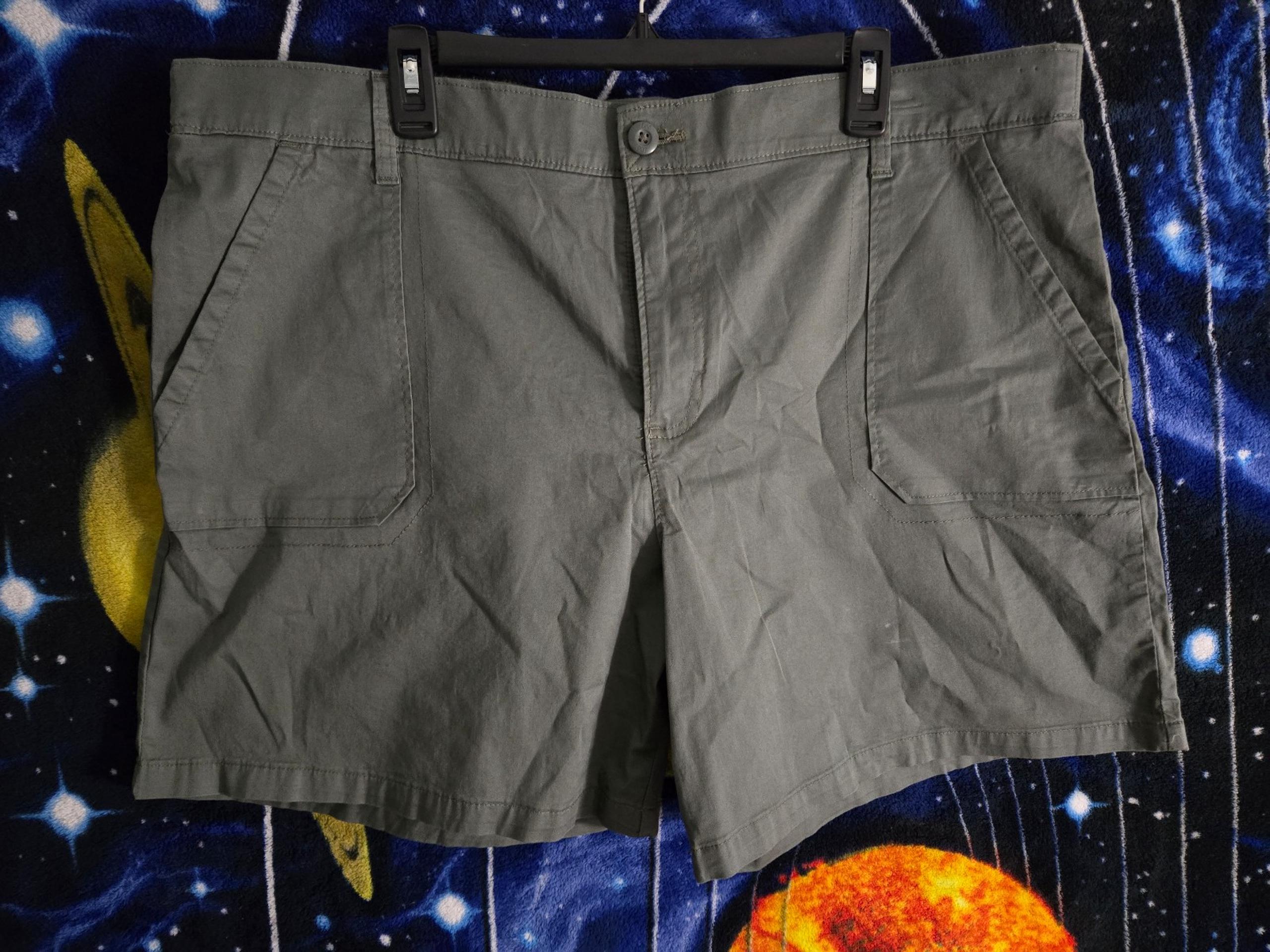 Lee's Army Green Shorts