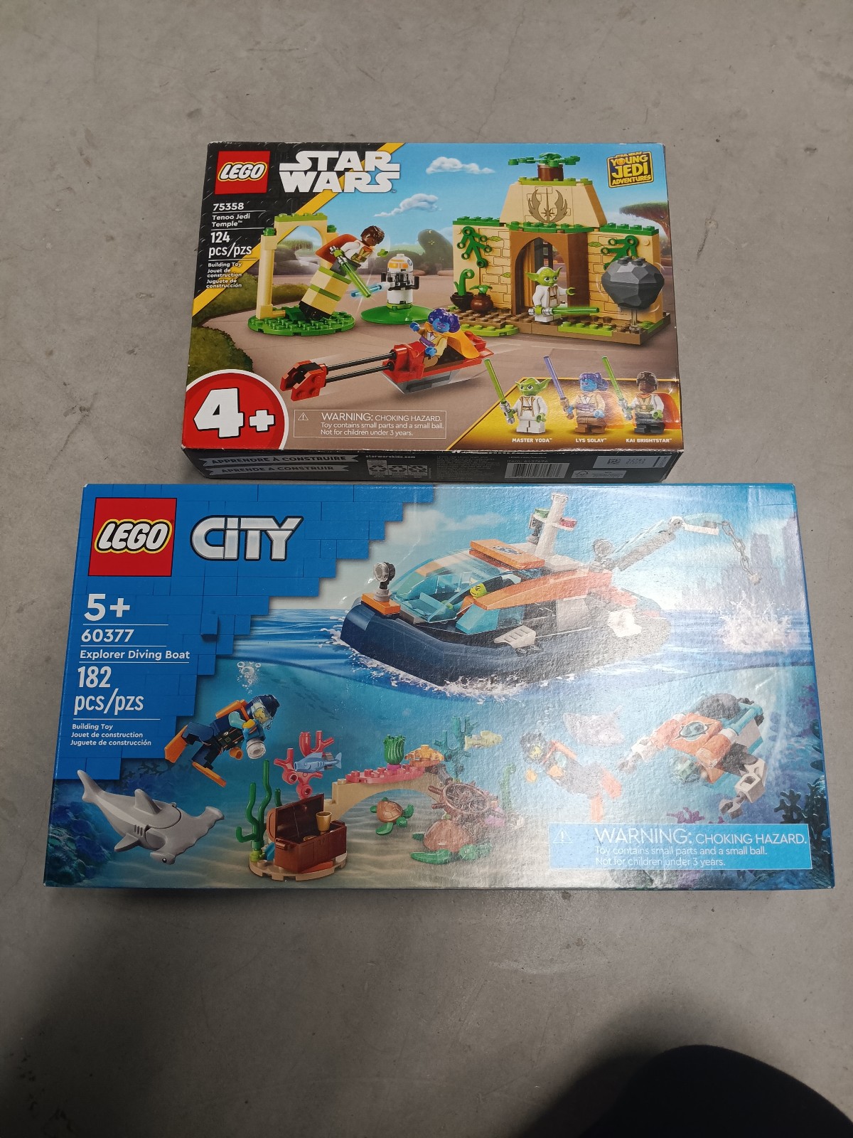 Lot of 2 new lego sets star wars and city
