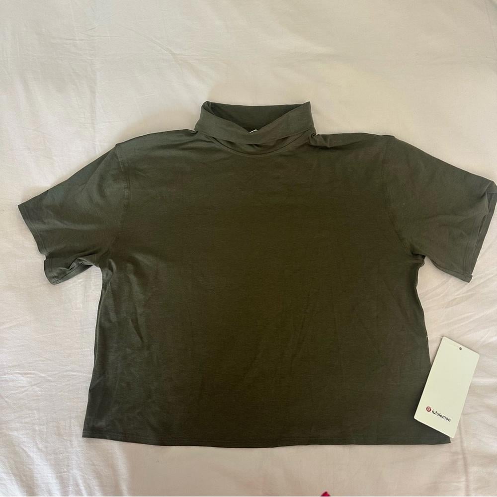 Lululemon Athletic Relaxed-Fit Cotton-Blend Turtleneck Tee