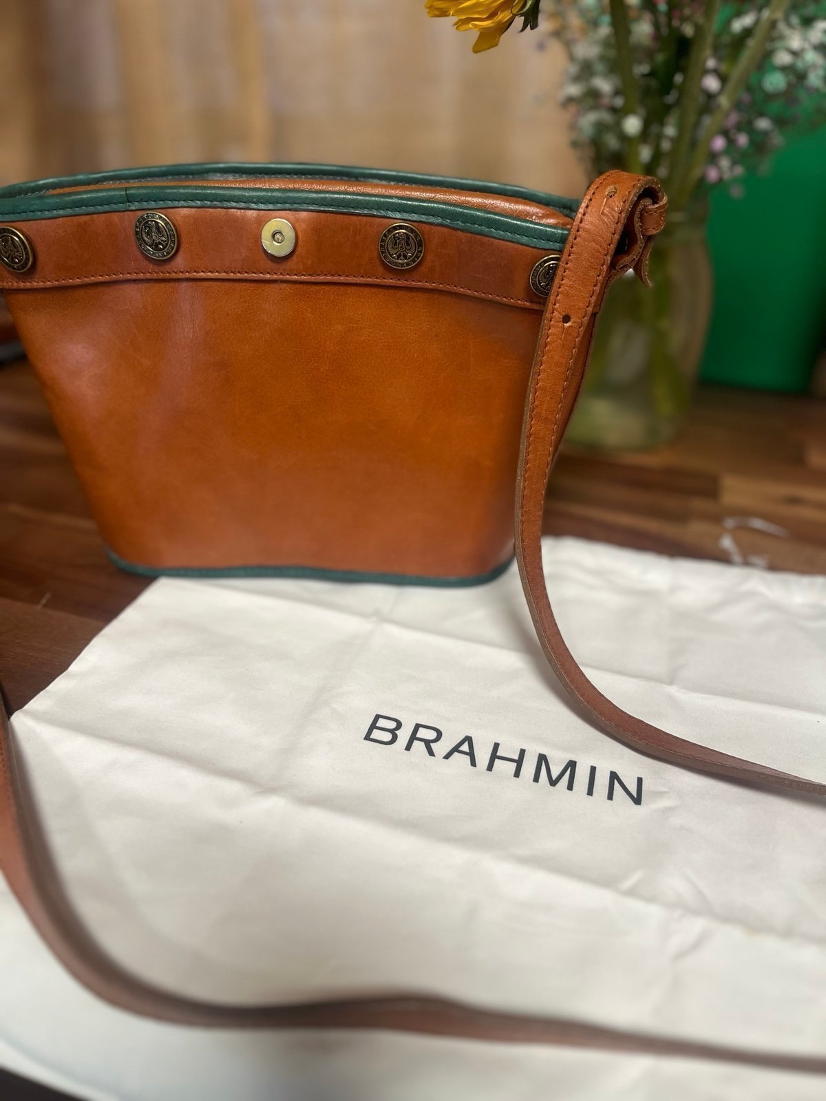 Brahmin vintage bucket brown oval leather crossbody