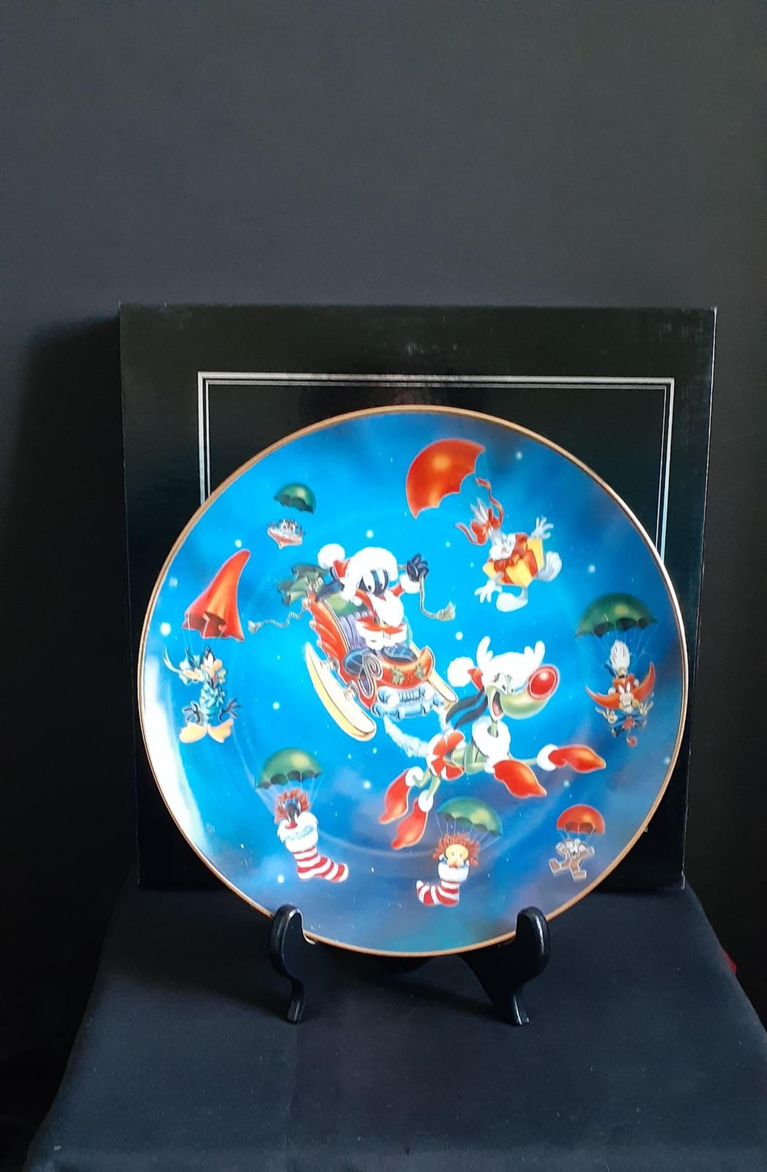 Warner Bros. "Jolly Ol' St. Marvin" Plat