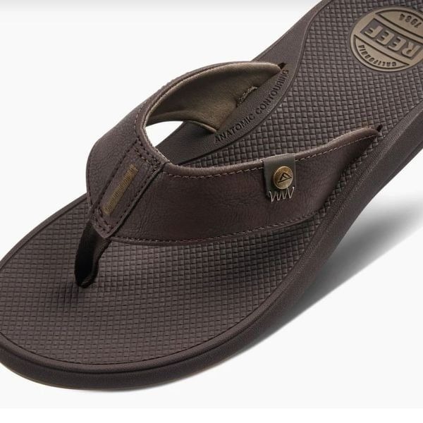 Reef Phantom Nias Flip-Flop- Brown/Fossil